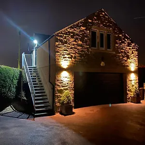 Moll'n'cliff Silsden