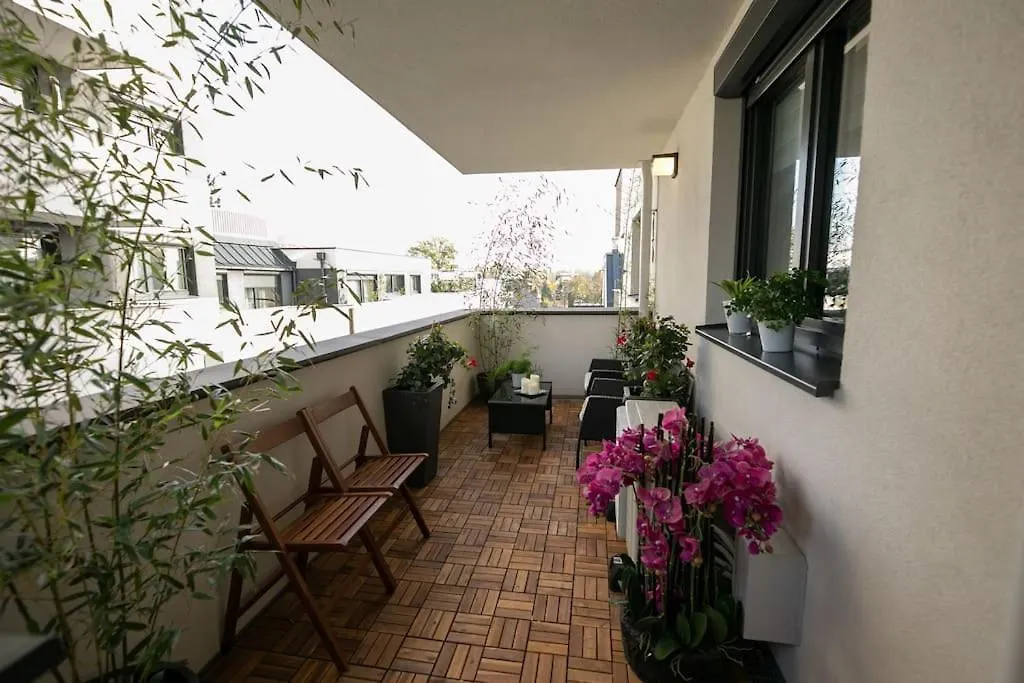 Διαμέρισμα Schoenes Living Am Donauufer Βιέννη