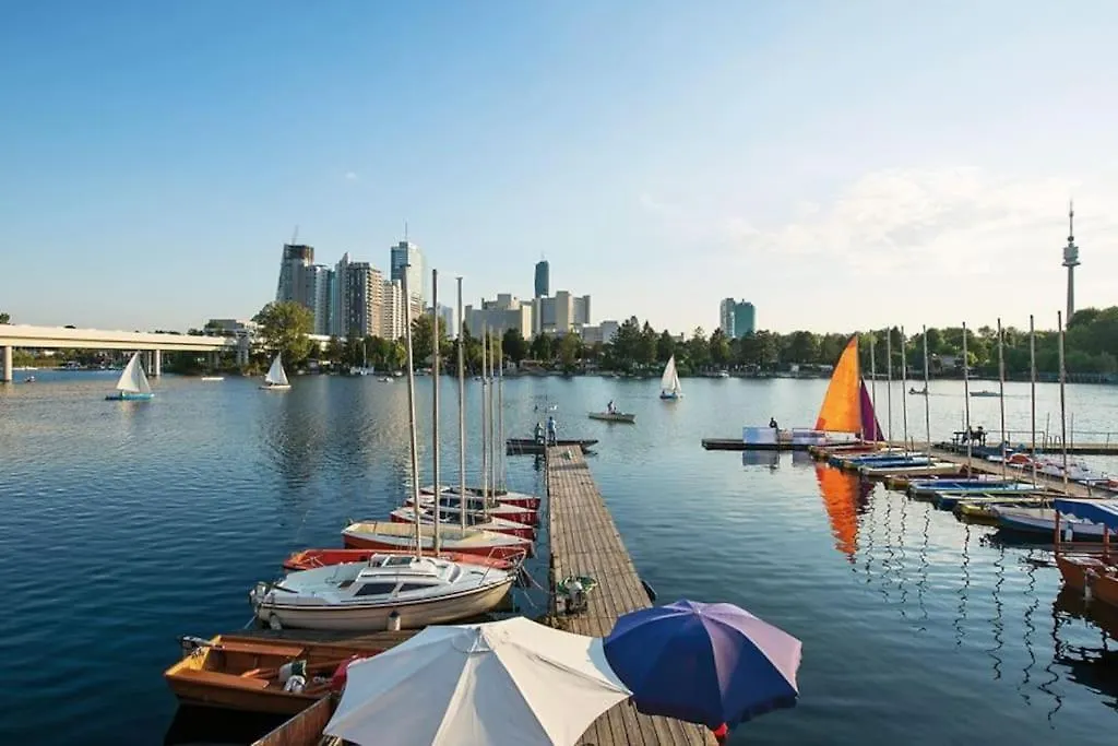 Schoenes Living Am Donauufer Βιέννη 0*,